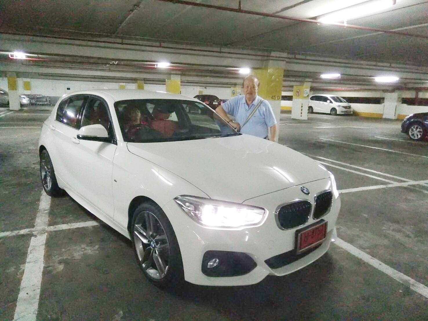 BMW010459 3