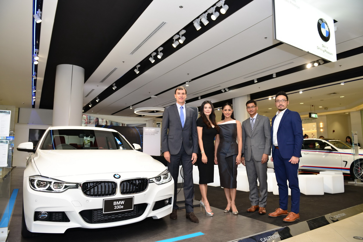 BMW Studio Amorn Prestige Opening 2