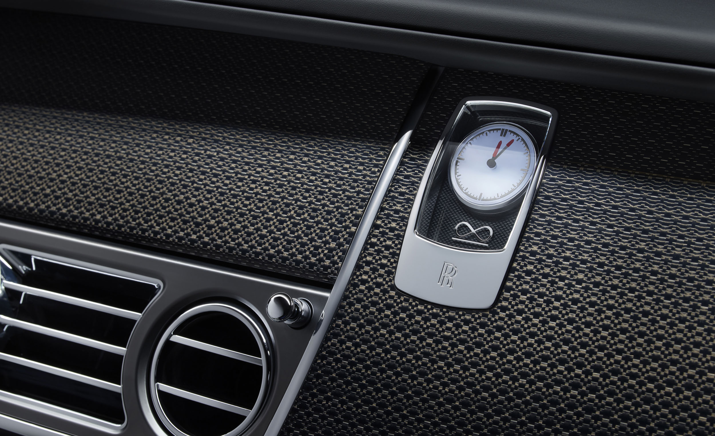 Black Badge Clock and Technical Fibre